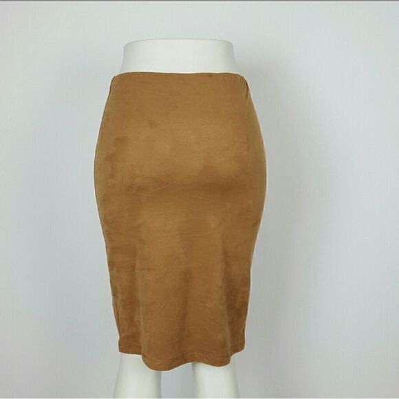 Faux Suade Pencil Skirt Color Brown - Picture 3 of 5